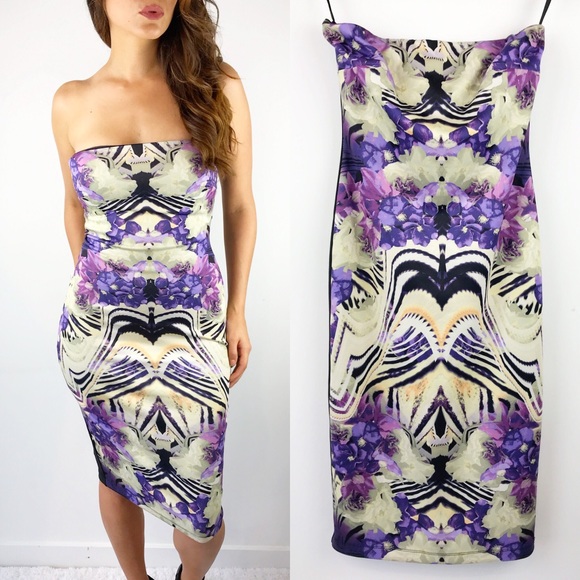 bebe Dresses & Skirts - Bebe Lavender Flower Strapless Dress